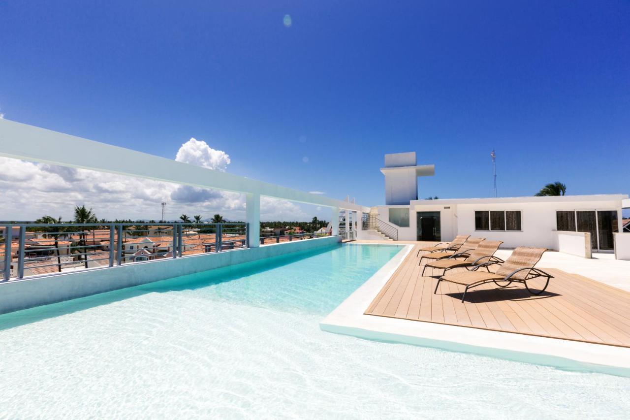 Ducassi Suites Rooftop Pool - Beach Club And Spa 푼타 카나 외부 사진